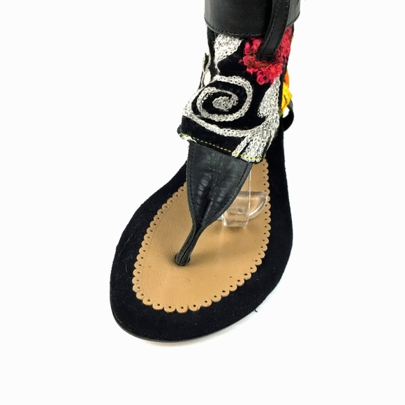 Zeyzani‎ Suzani Gladiator Sandals *NWOB - Picture 3 of 6